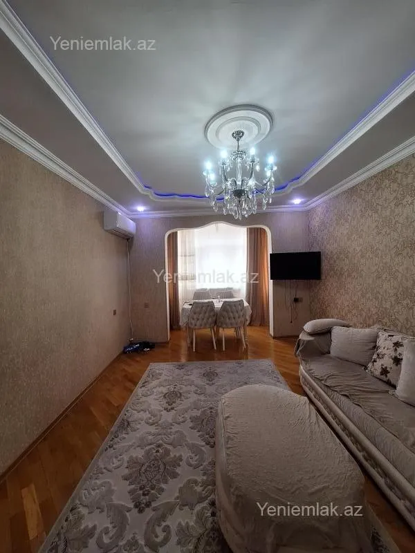 Satılır 3 otaqlı köhnə tikili 70 m²