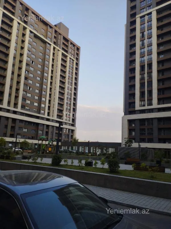 Satılır 3 otaqlı yeni tikili 127 m²
