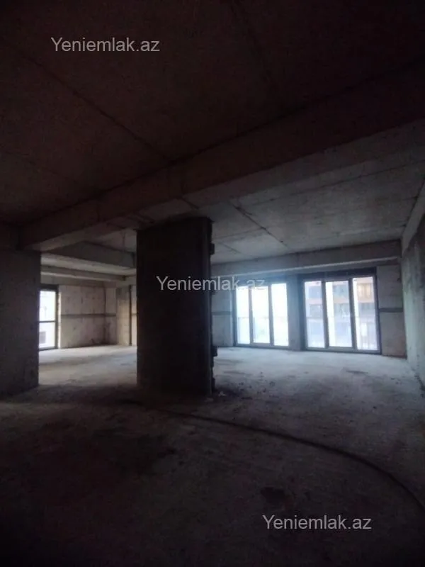Satılır 3 otaqlı yeni tikili 127 m²