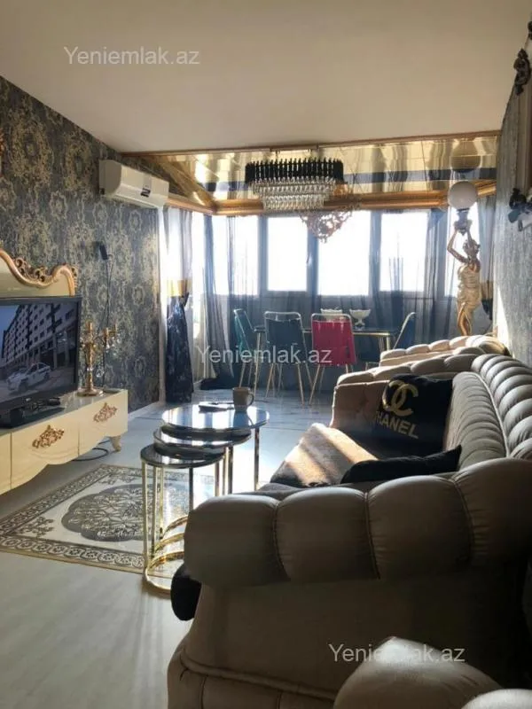 Satılır 2 otaqlı köhnə tikili 50 m²