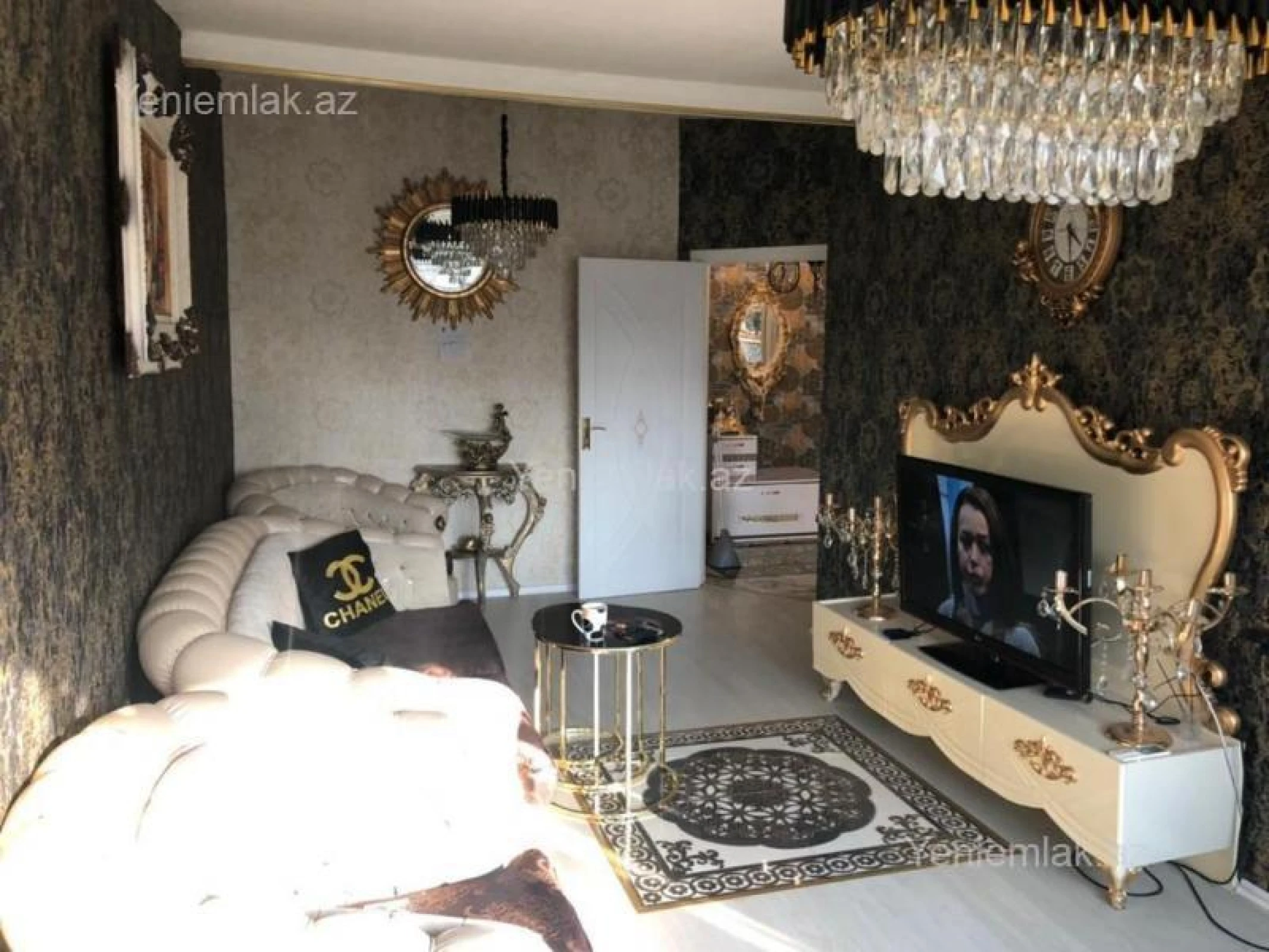 Satılır 2 otaqlı köhnə tikili 50 m²