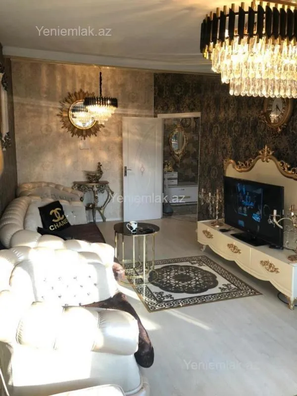 Satılır 2 otaqlı köhnə tikili 50 m²