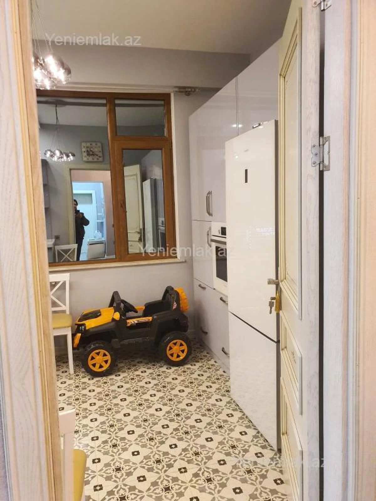 Satılır 4 otaqlı yeni tikili 135 m²