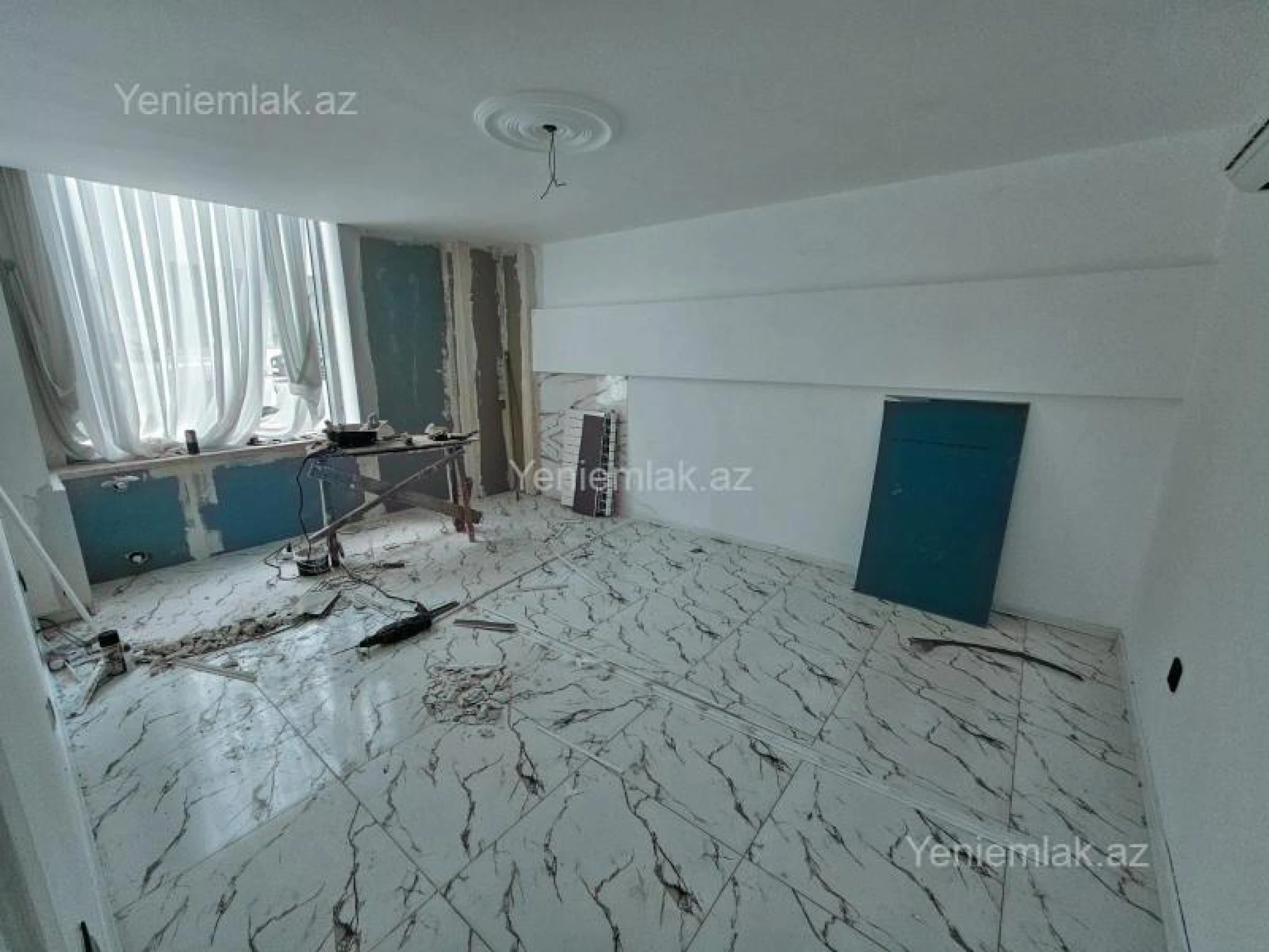 Satılır 1 otaqlı obyekt 140 m²