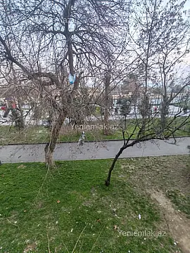 Satılır 3 otaqlı köhnə tikili 70 m²