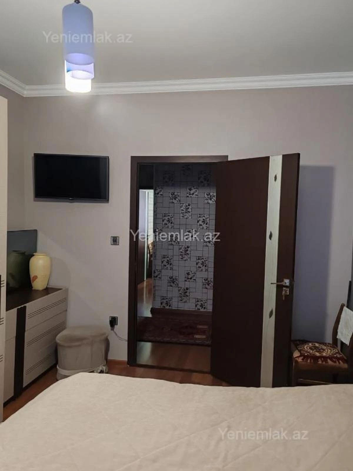 Satılır 3 otaqlı köhnə tikili 70 m²