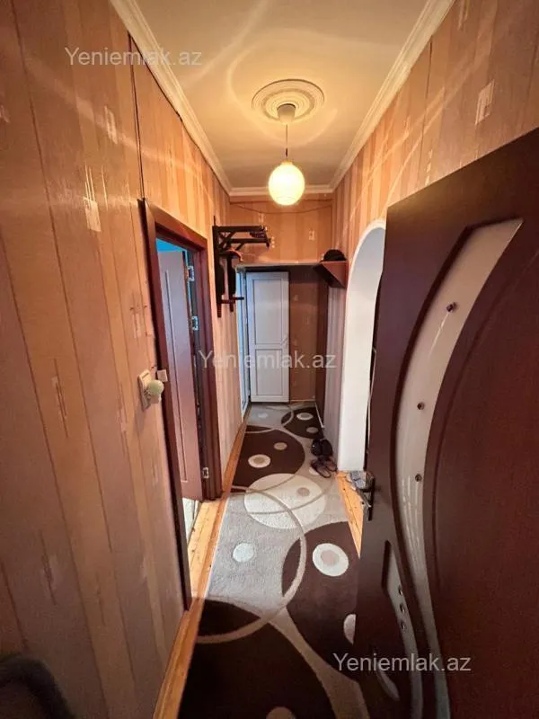 Satılır 3 otaqlı köhnə tikili 73 m²