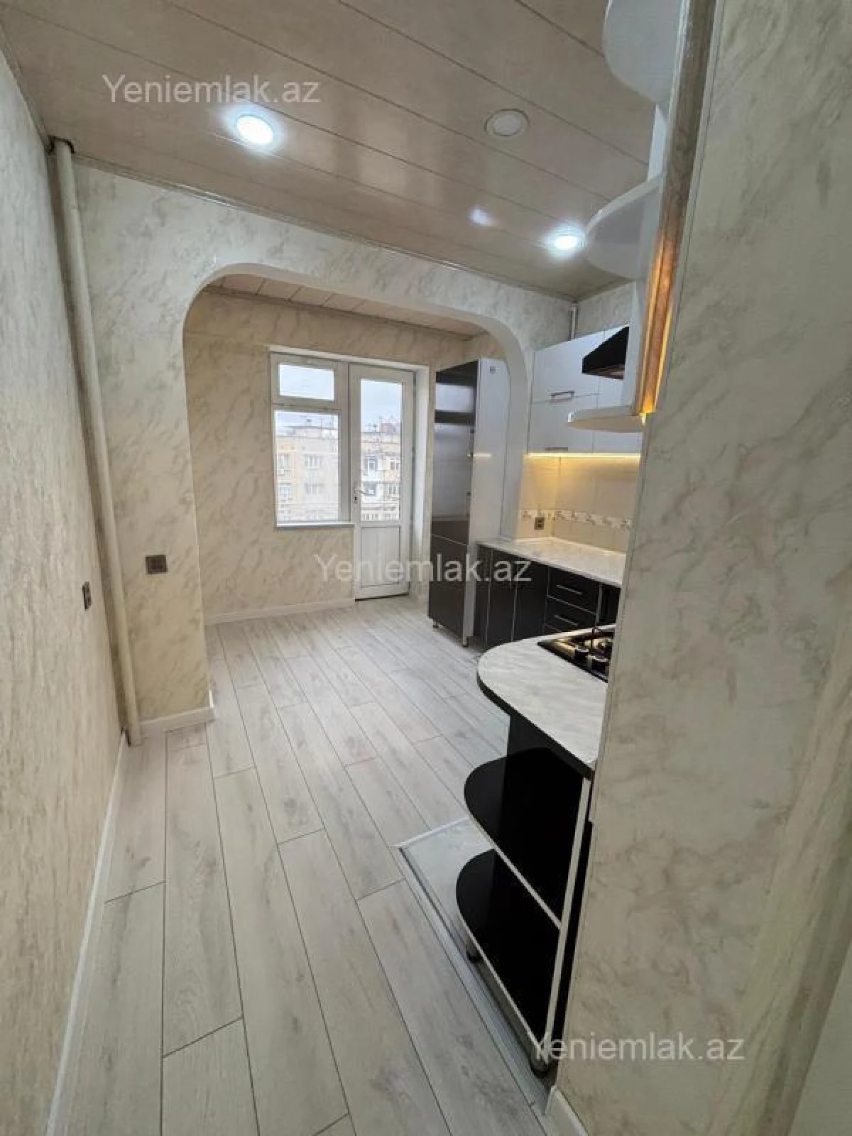Satılır 3 otaqlı köhnə tikili 65 m²