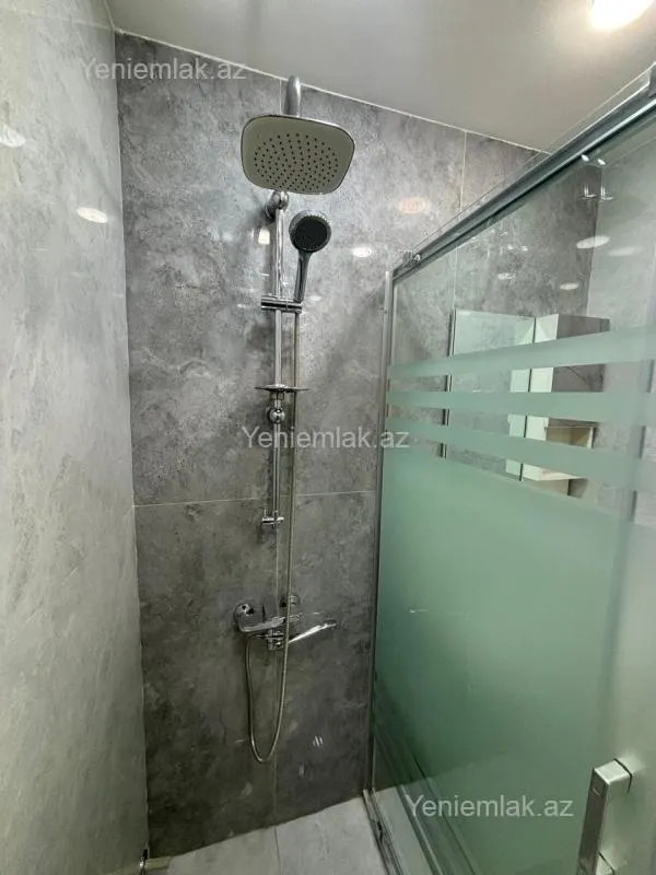Satılır 3 otaqlı köhnə tikili 65 m²