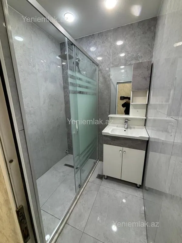 Satılır 3 otaqlı köhnə tikili 65 m²