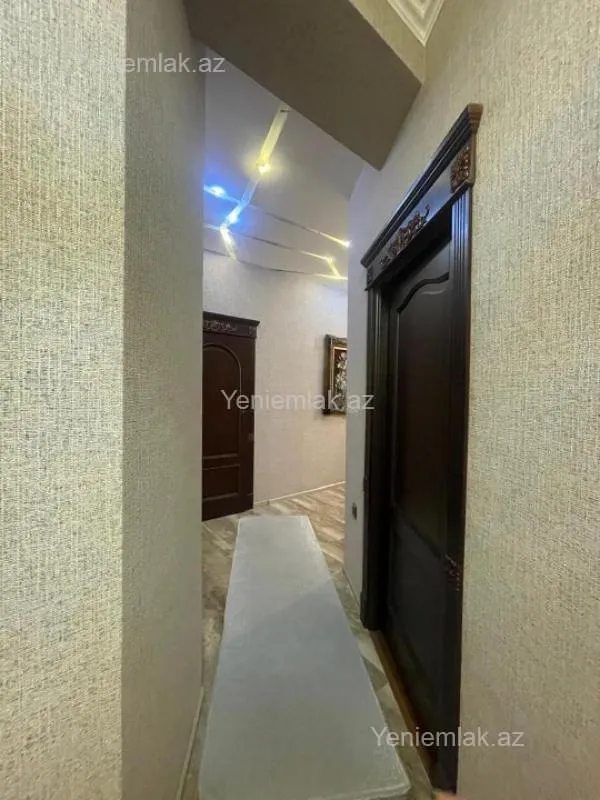 Satılır 3 otaqlı yeni tikili 85 m²