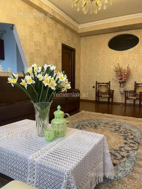 Satılır 3 otaqlı yeni tikili 85 m²