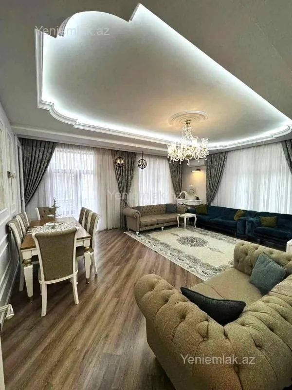 Satılır 4 otaqlı yeni tikili 180 m²