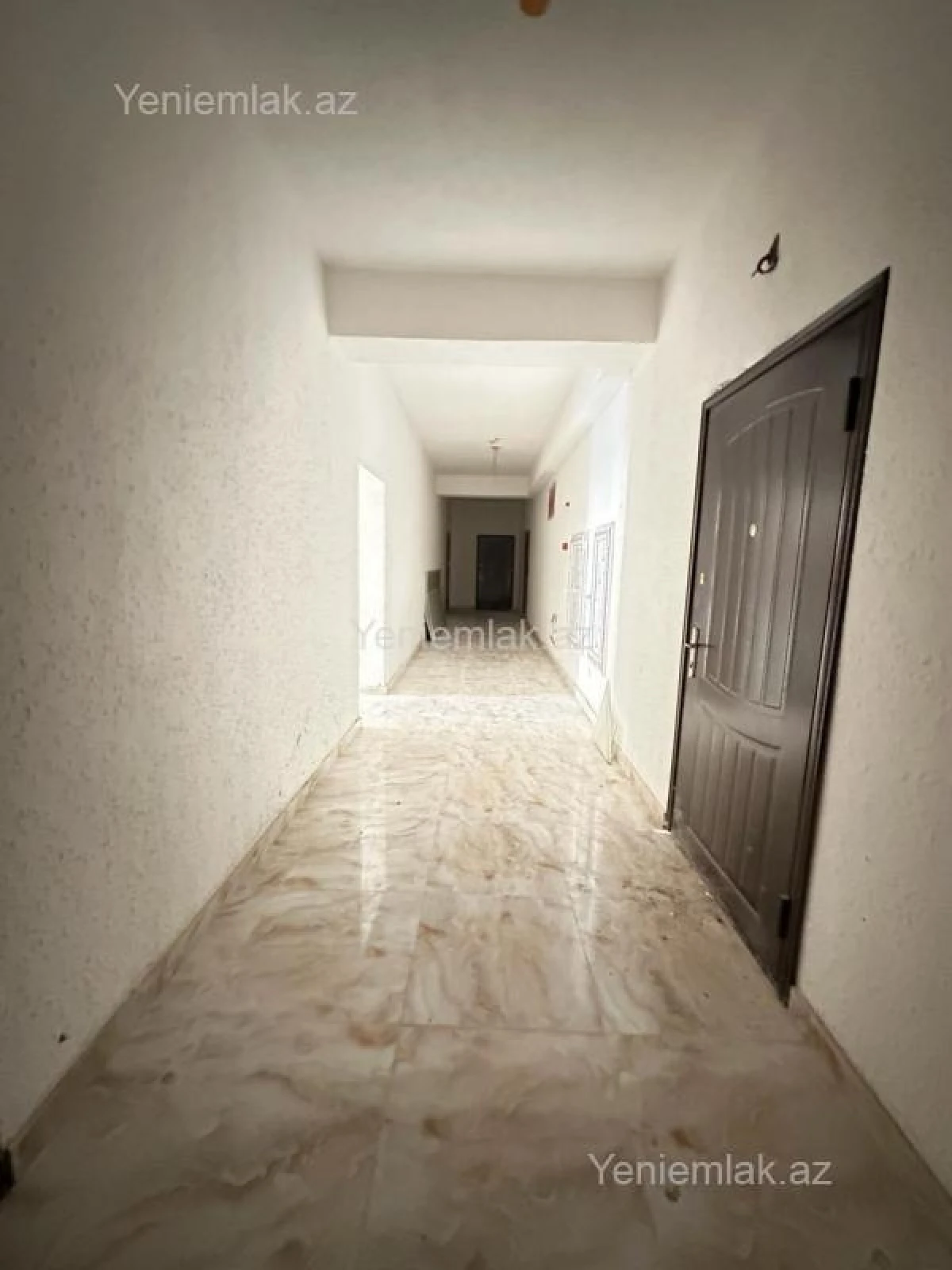 Satılır 2 otaqlı yeni tikili 98 m²