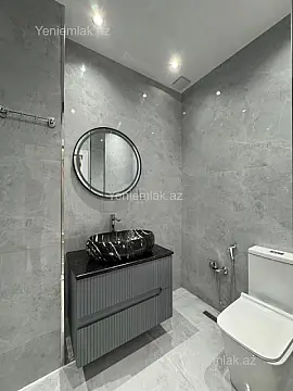 Satılır 2 otaqlı köhnə tikili 50 m²