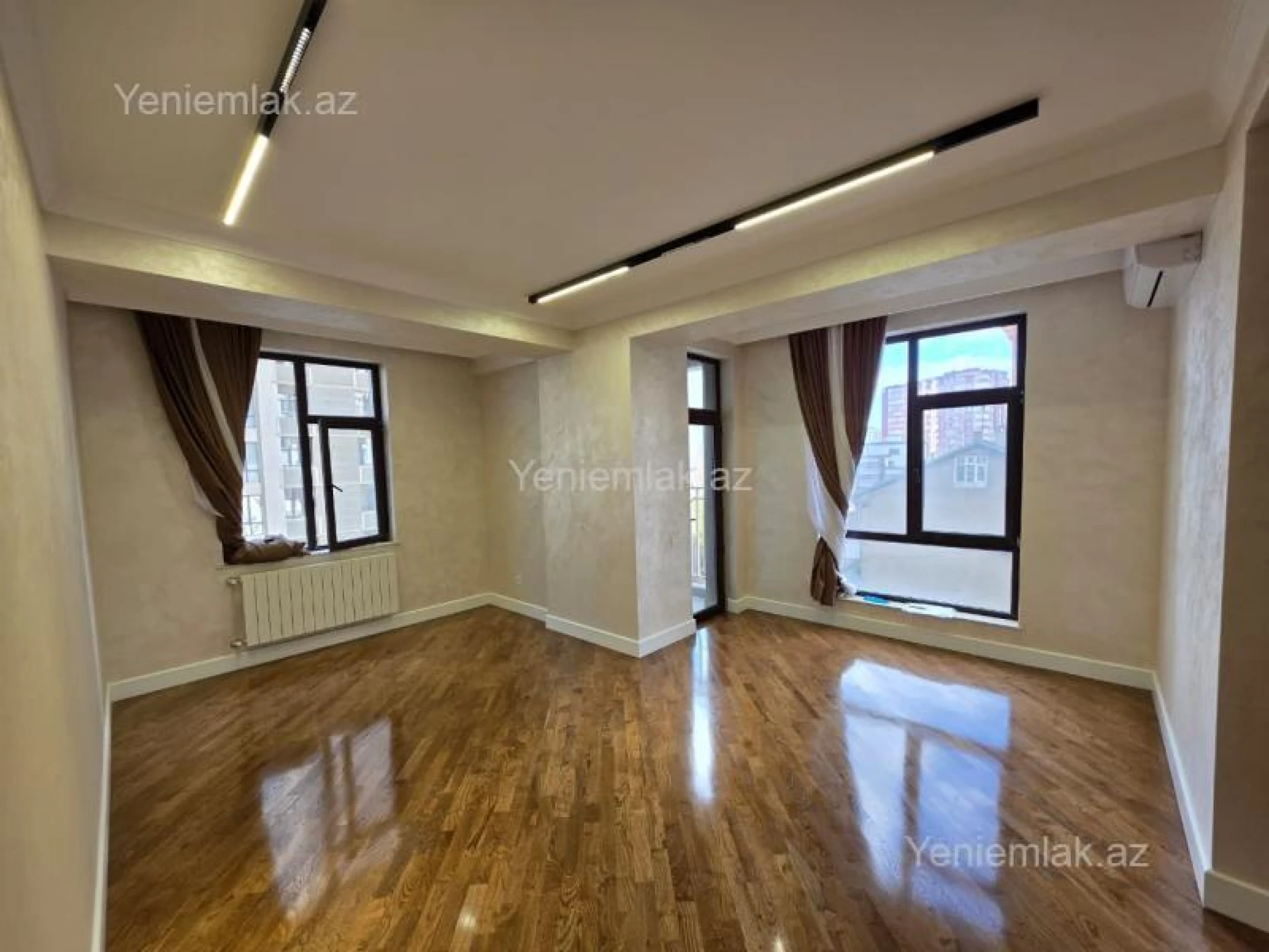 Satılır 3 otaqlı yeni tikili 105 m²