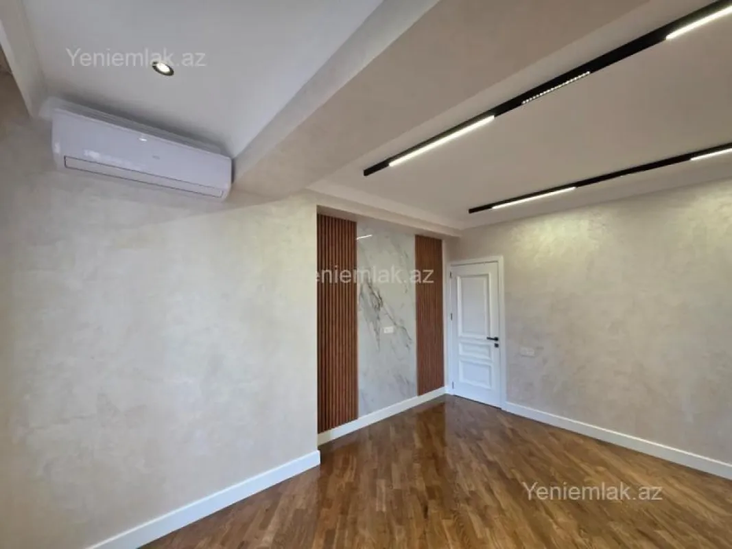 Satılır 3 otaqlı yeni tikili 105 m²