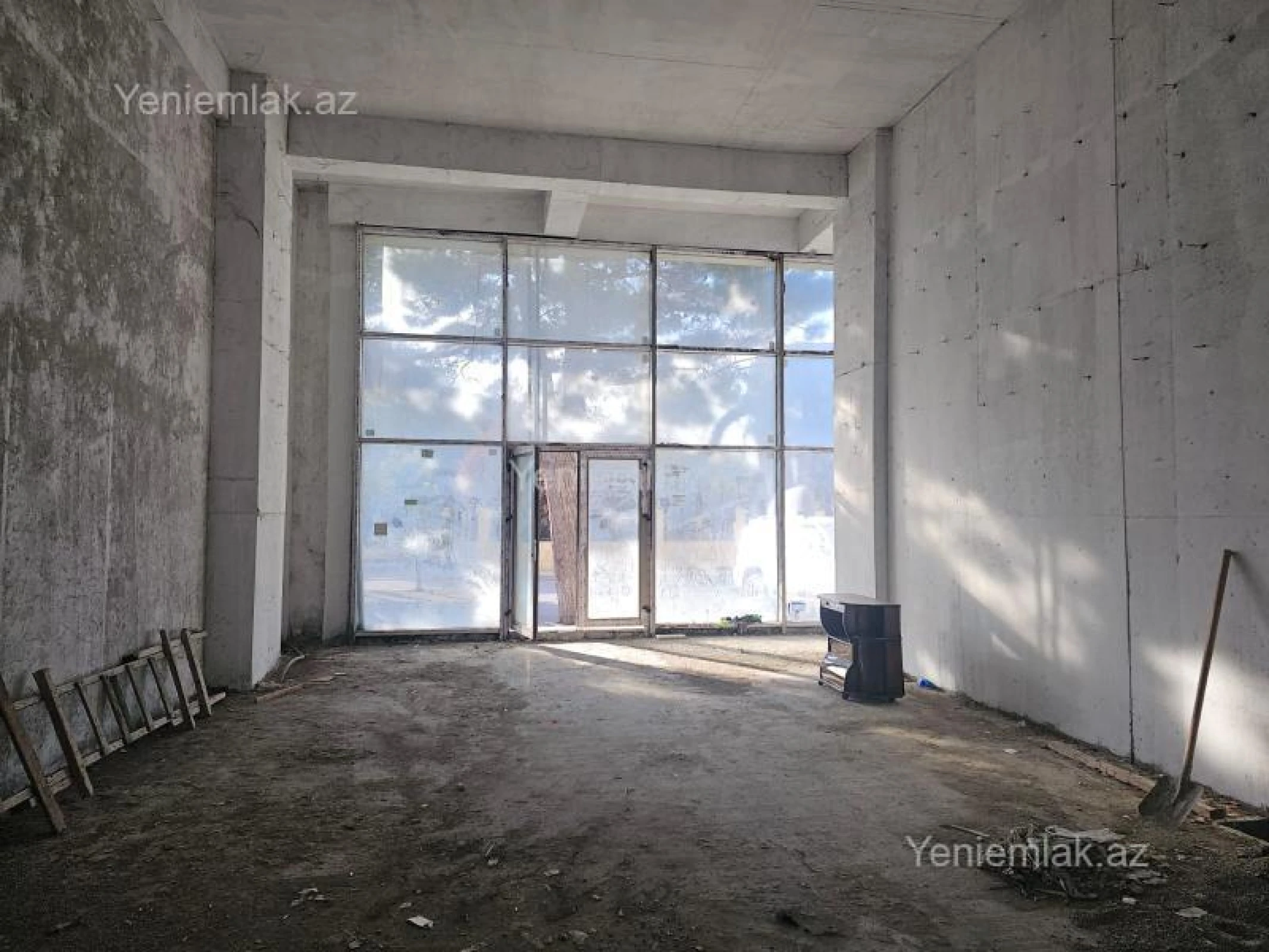 Satılır 1 otaqlı obyekt 90 m²