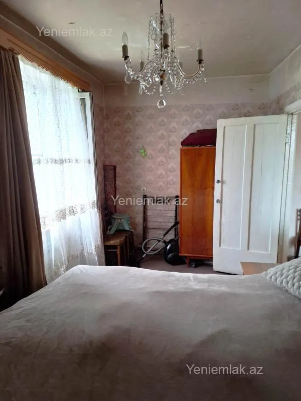 Satılır 2 otaqlı köhnə tikili 45 m²