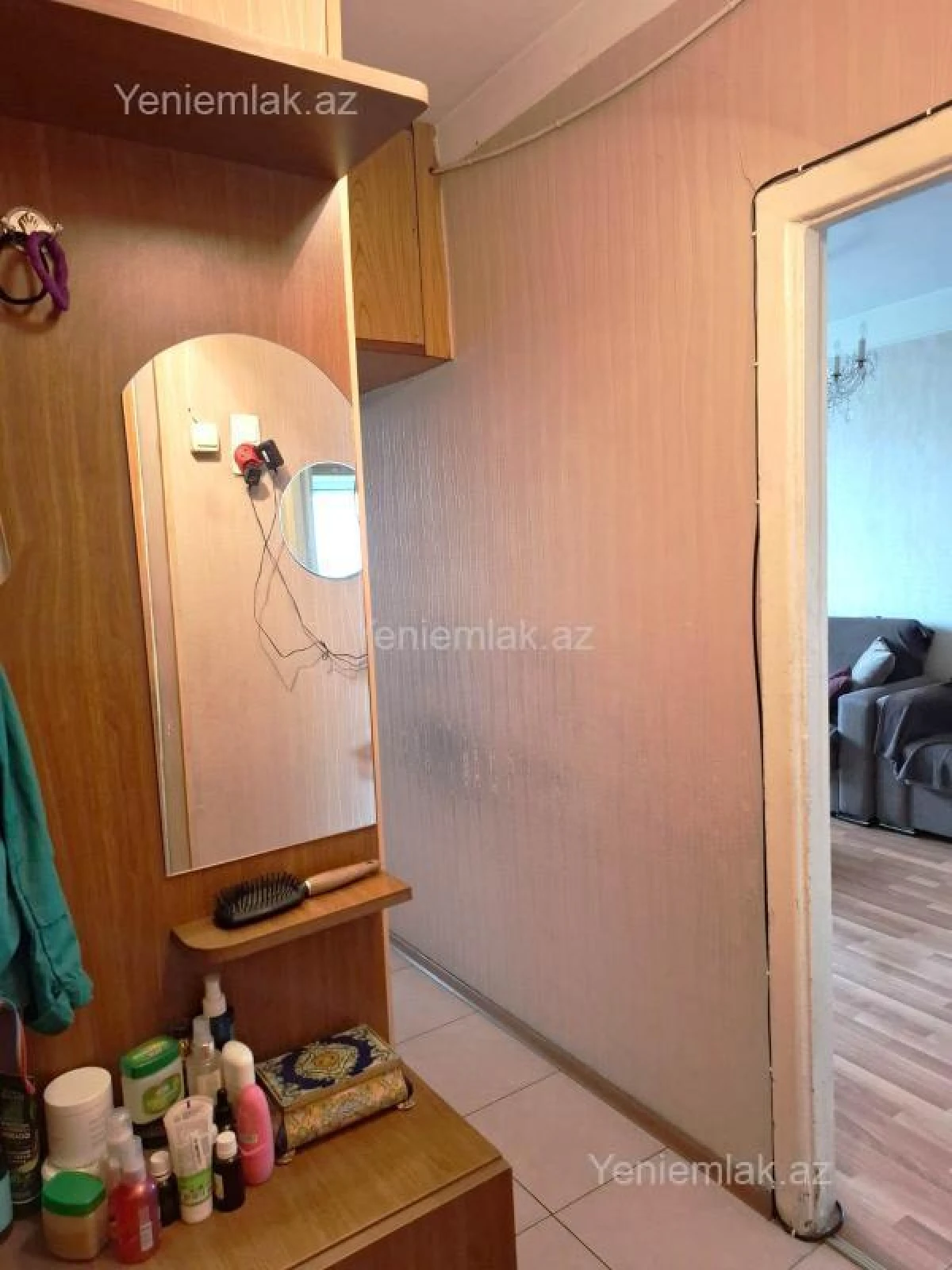 Satılır 2 otaqlı köhnə tikili 45 m²