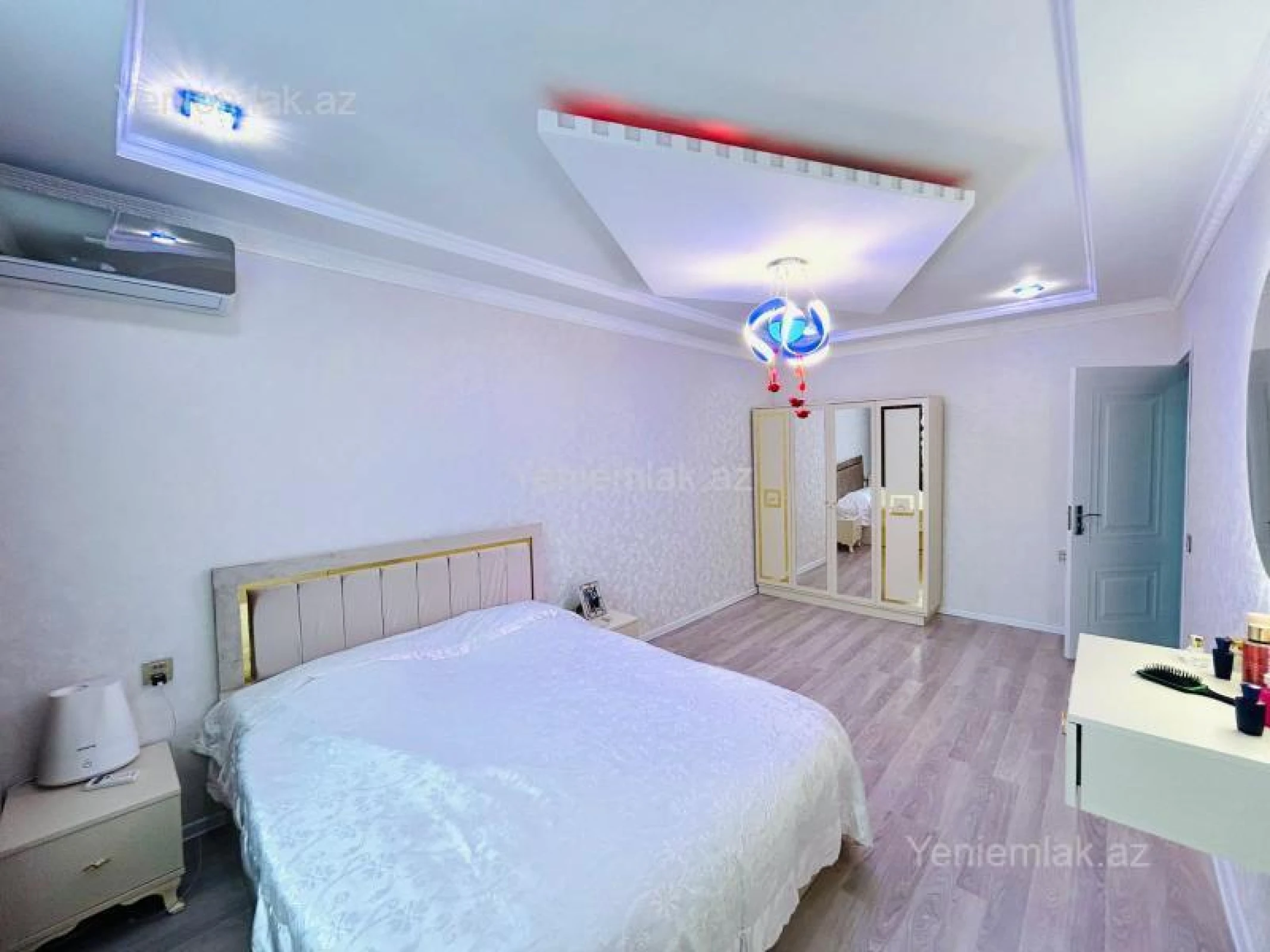 Satılır 3 otaqlı köhnə tikili 71 m²