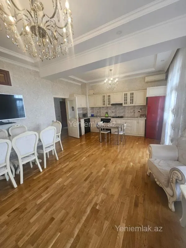 Satılır 3 otaqlı yeni tikili 79 m²