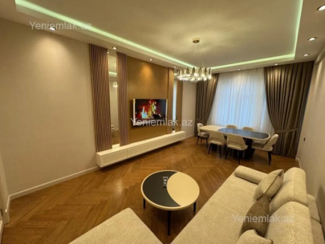 Satılır 3 otaqlı yeni tikili 120 m²