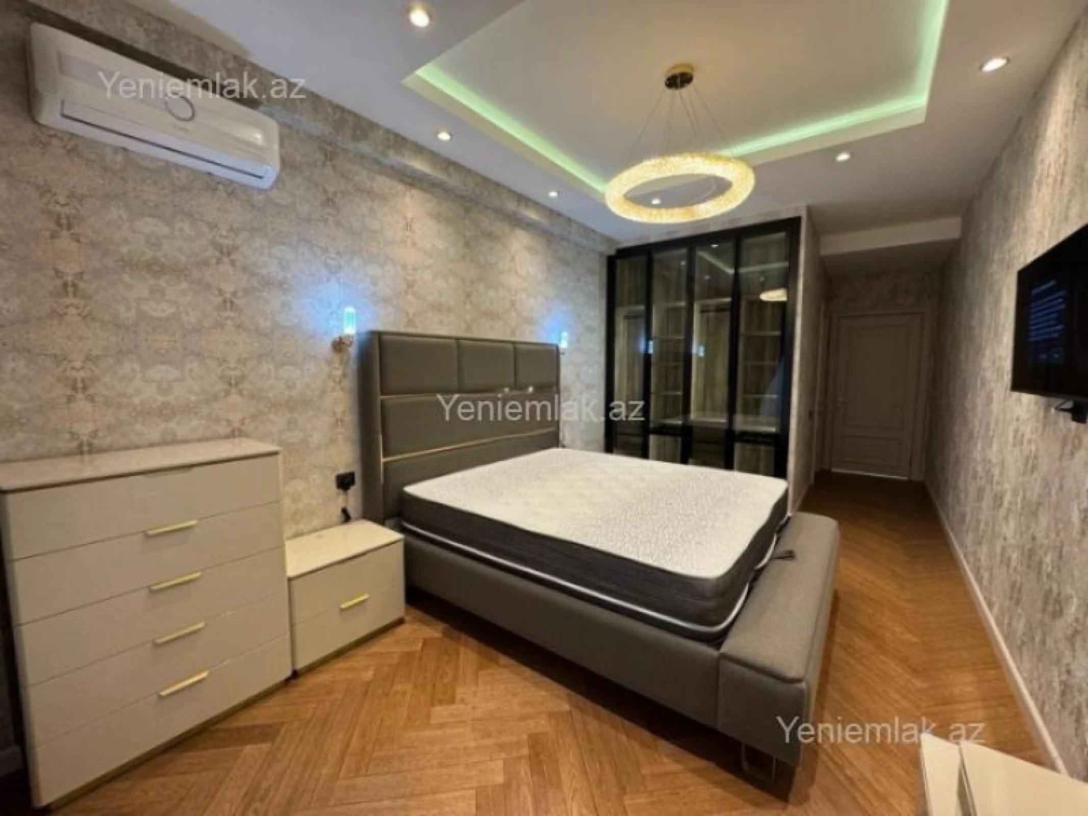 Satılır 3 otaqlı yeni tikili 120 m²