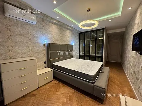 Satılır 3 otaqlı yeni tikili 120 m²