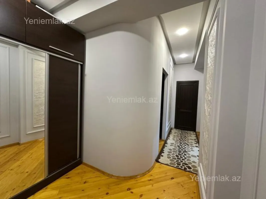 Satılır 2 otaqlı yeni tikili 70 m²