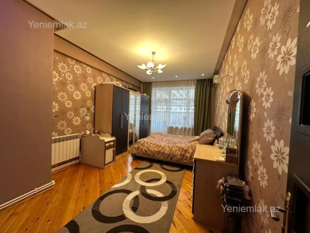 Satılır 2 otaqlı yeni tikili 70 m²