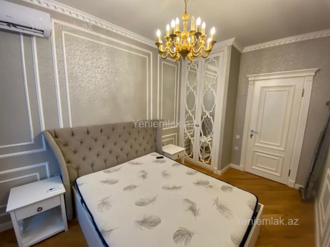 Satılır 4 otaqlı yeni tikili 125 m²