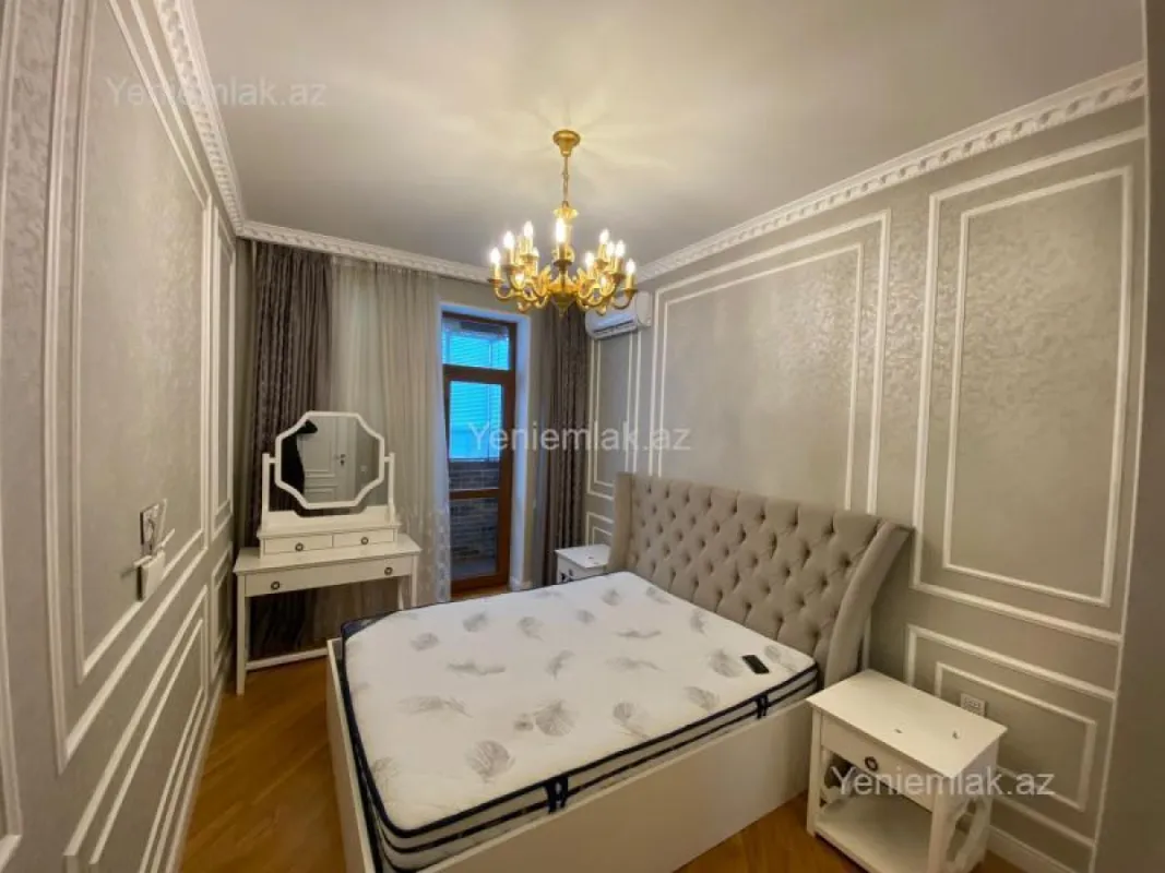 Satılır 4 otaqlı yeni tikili 125 m²