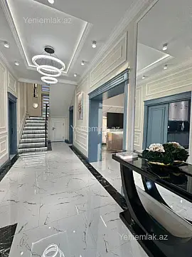 Satılır 5 otaqlı həyət evi 354 m²