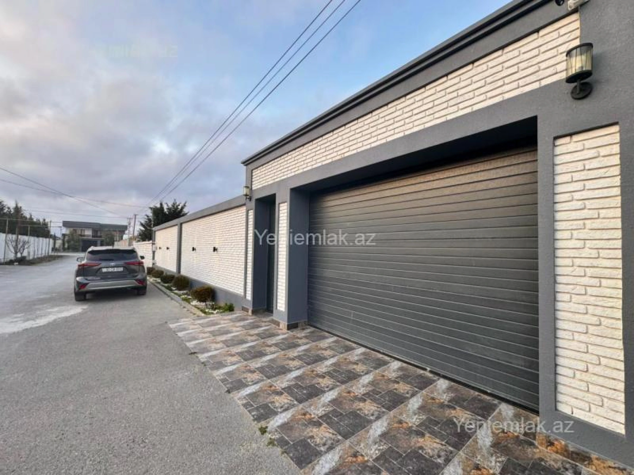 Satılır 5 otaqlı həyət evi 354 m²