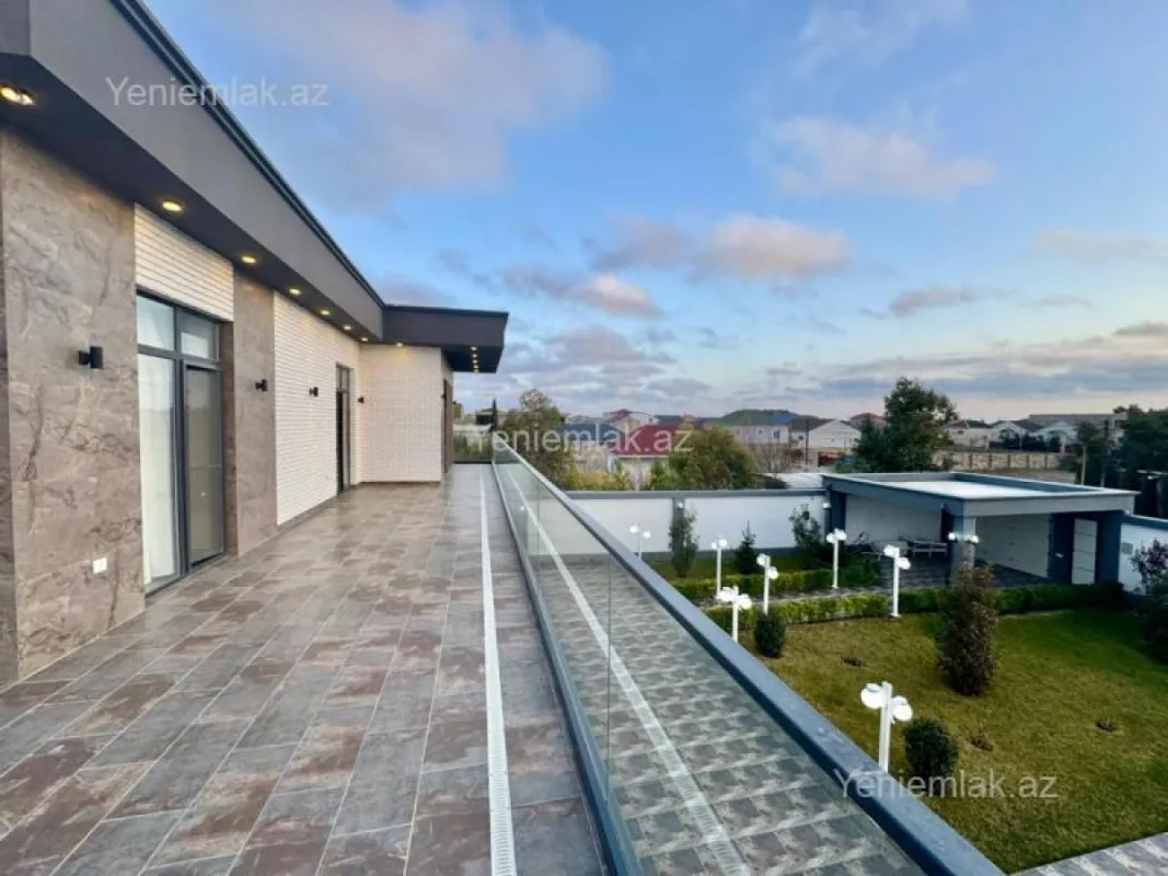 Satılır 5 otaqlı həyət evi 354 m²