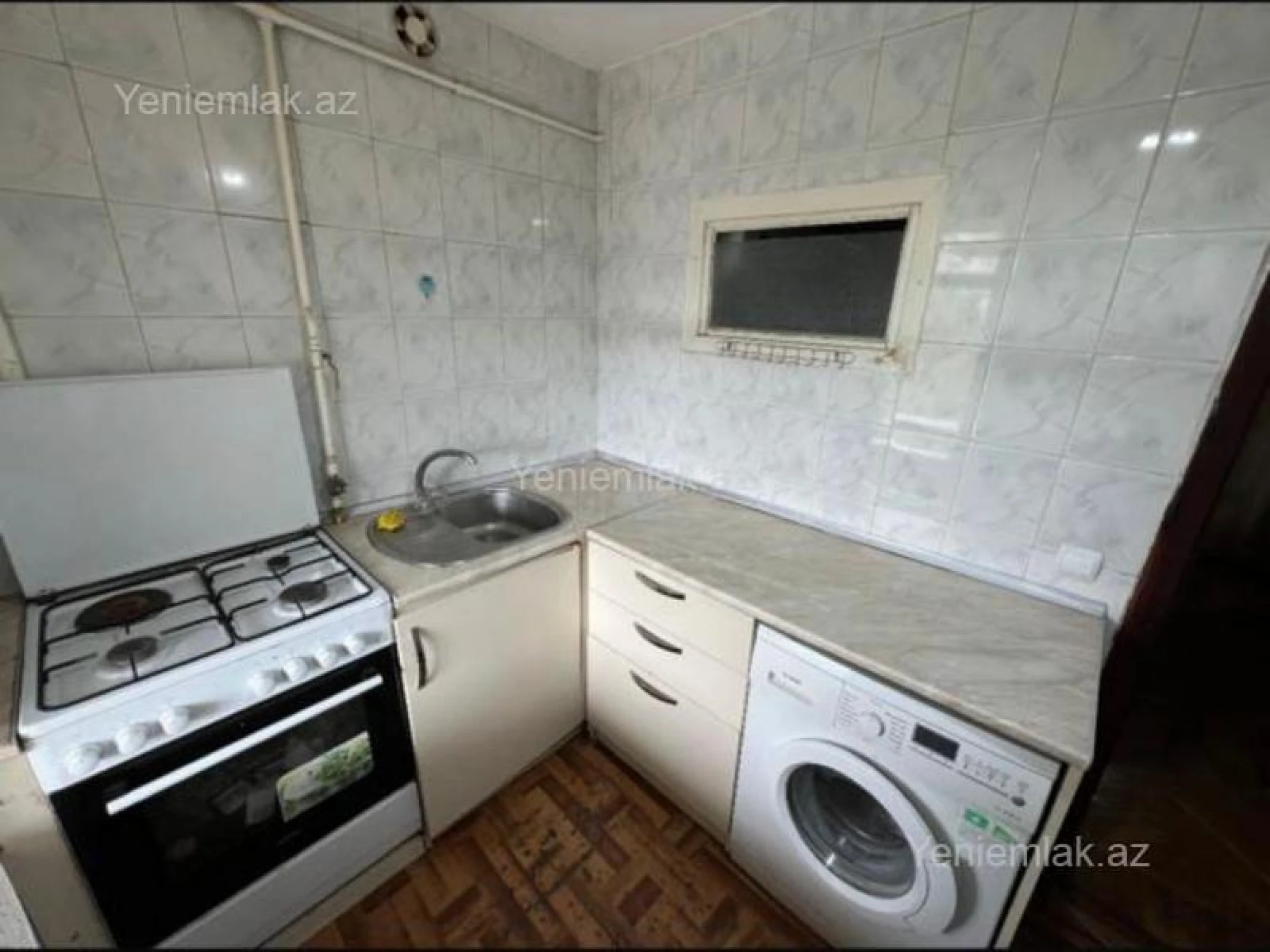 Satılır 3 otaqlı köhnə tikili 65 m²