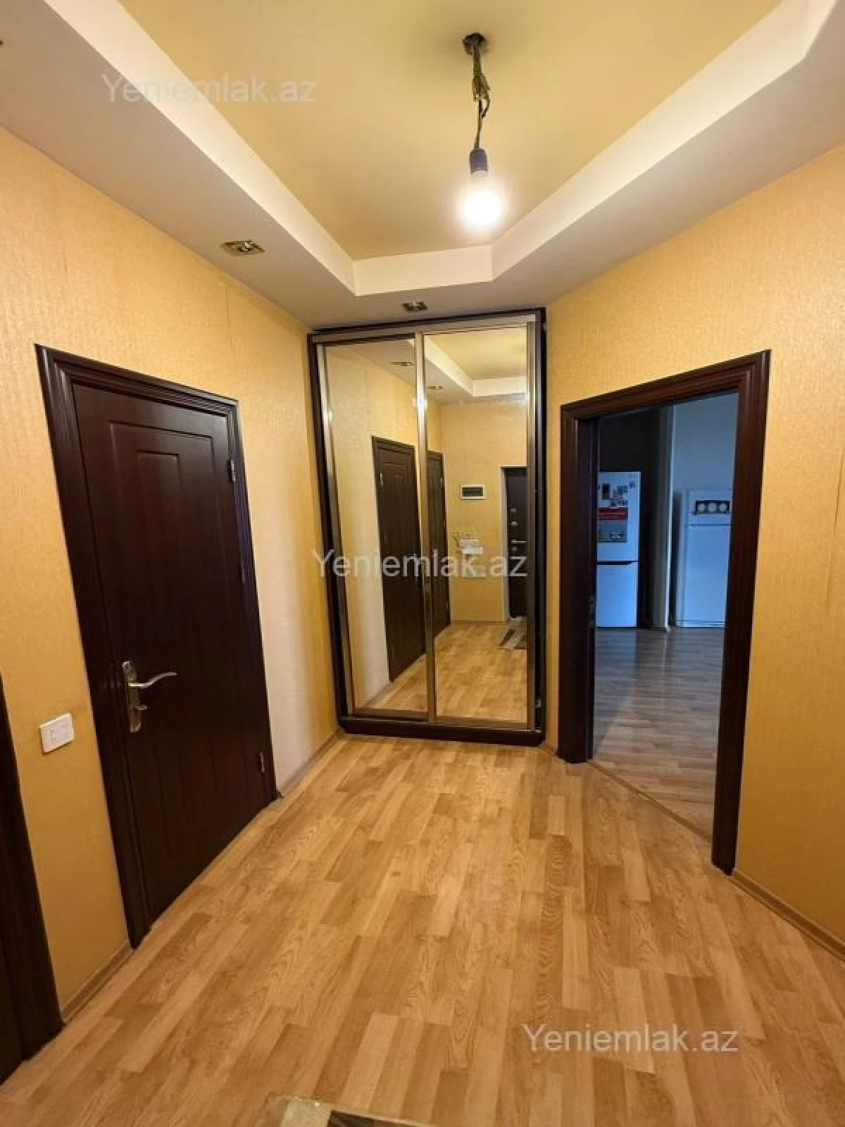 Satılır 3 otaqlı yeni tikili 89 m²