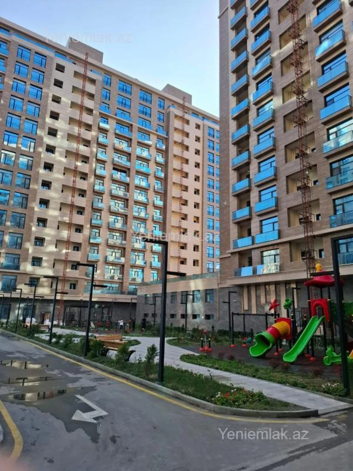 Satılır 3 otaqlı yeni tikili 118 m²