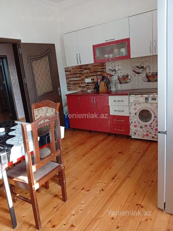 Satılır 3 otaqlı həyət evi 120 m²