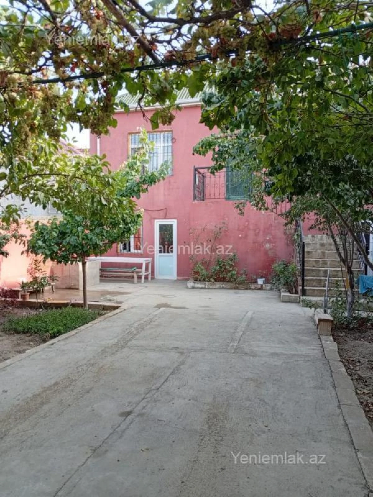 Satılır 3 otaqlı həyət evi 120 m²