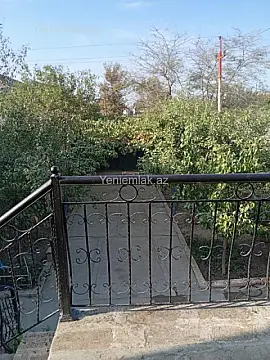 Satılır 3 otaqlı həyət evi 120 m²