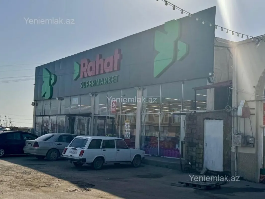 Satılır 16 otaqlı obyekt 9200 m²