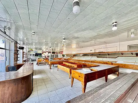 Satılır 16 otaqlı obyekt 9200 m²