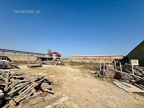 Satılır 16 otaqlı obyekt 9200 m²