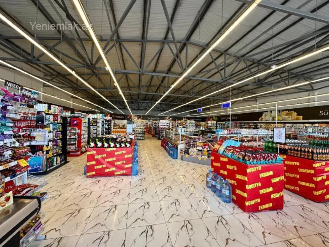 Satılır 16 otaqlı obyekt 9200 m²