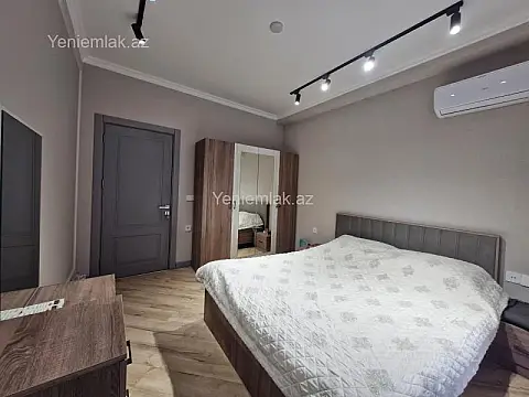 Satılır 2 otaqlı yeni tikili 65 m²