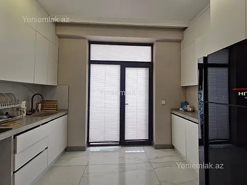 Satılır 2 otaqlı yeni tikili 65 m²