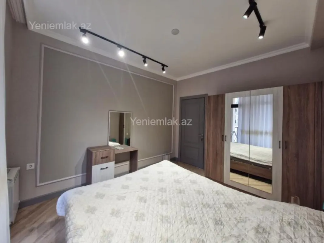 Satılır 2 otaqlı yeni tikili 65 m²
