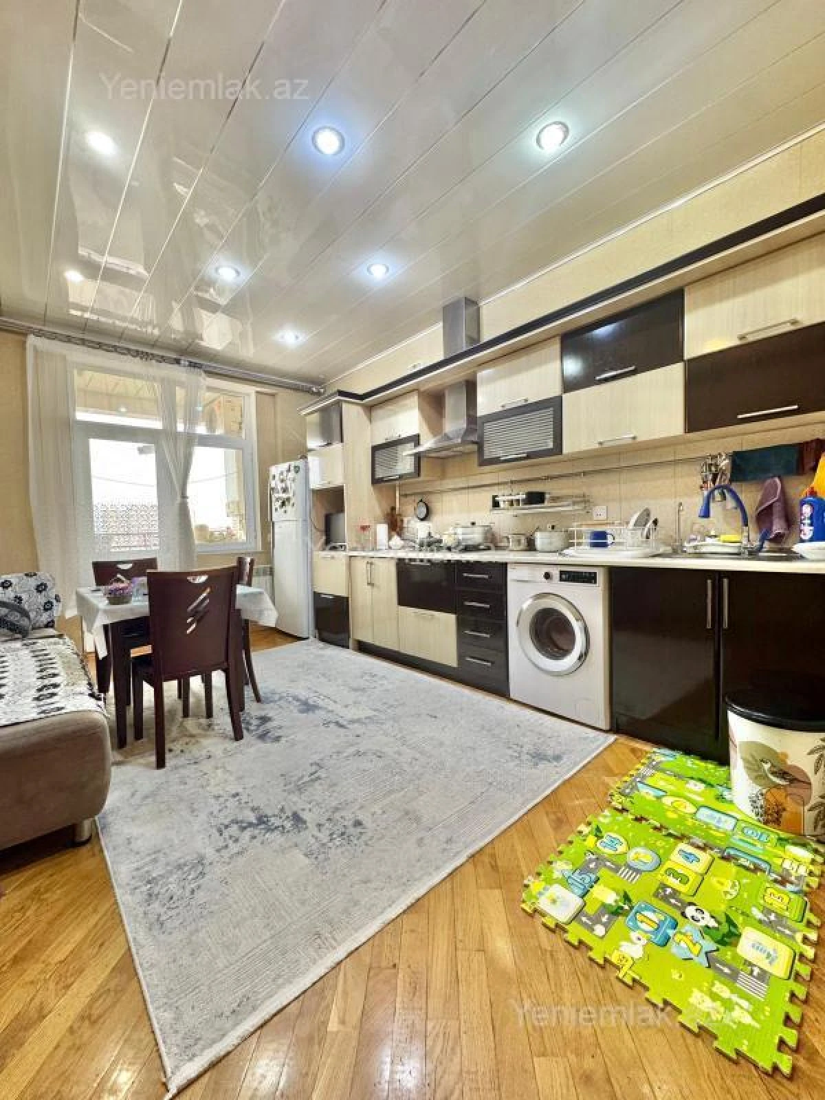 Satılır 3 otaqlı yeni tikili 120 m²